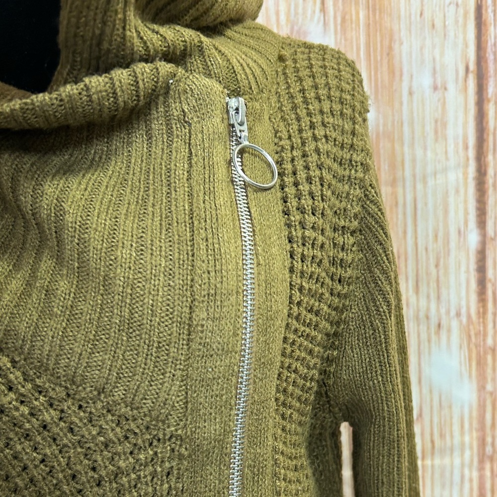 Poof! Waffle Knit Side‎ Zip Sweater - Picture 3 of 9